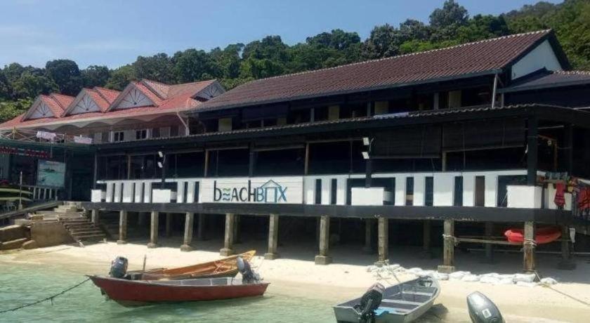 ホテル ビーチ ボックス プルフンティアン Kampong Pasir Hantu エクステリア 写真