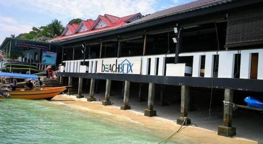 ホテル ビーチ ボックス プルフンティアン Kampong Pasir Hantu エクステリア 写真